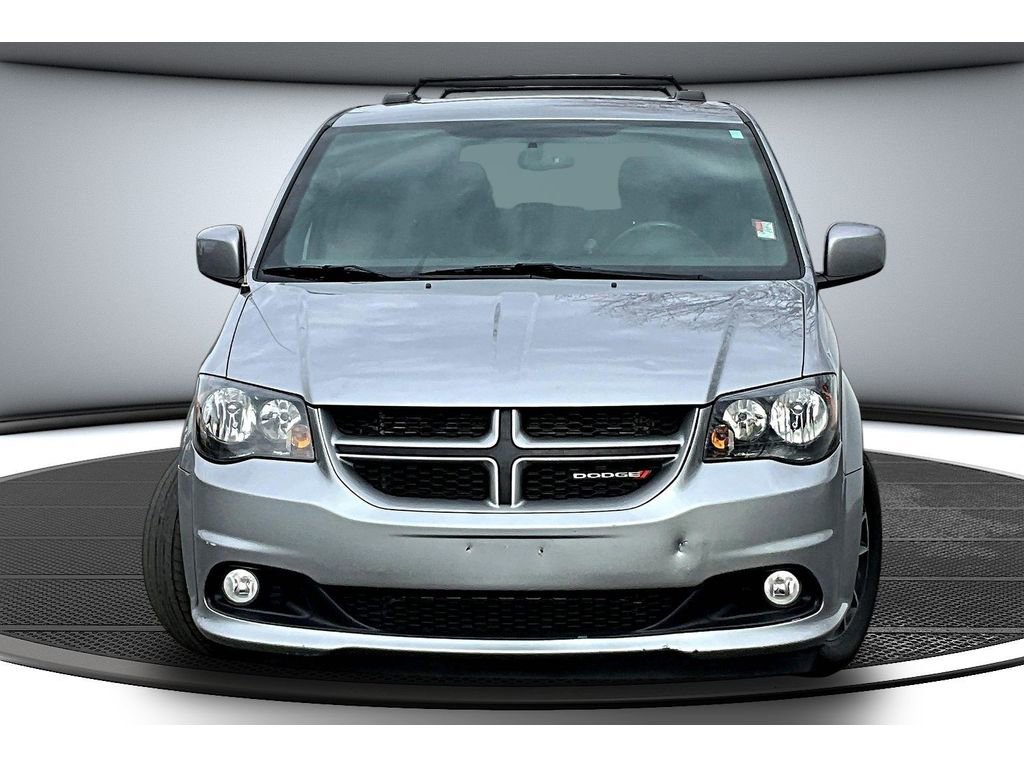 Used 2018 Dodge Grand Caravan GT image 4