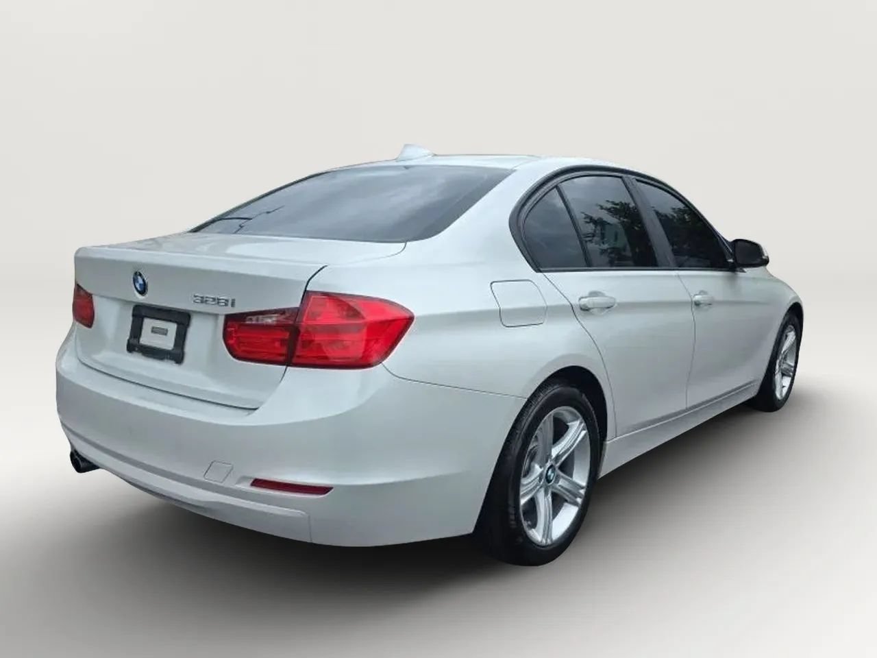 Used 2015 BMW 328i Sedan RWD image 7