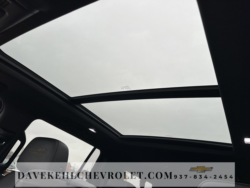 Certified 2024 Chevrolet Suburban High Country image 19