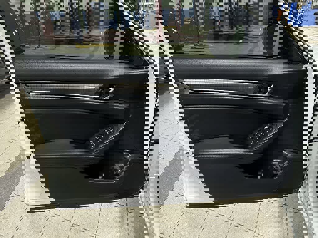 Certified 2022 Honda Accord Sport image 29