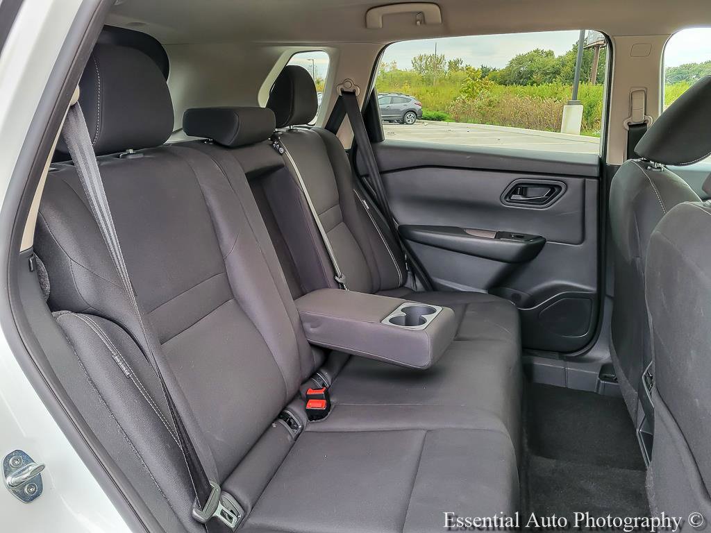 Used 2024 Nissan Rogue S FWD image 24