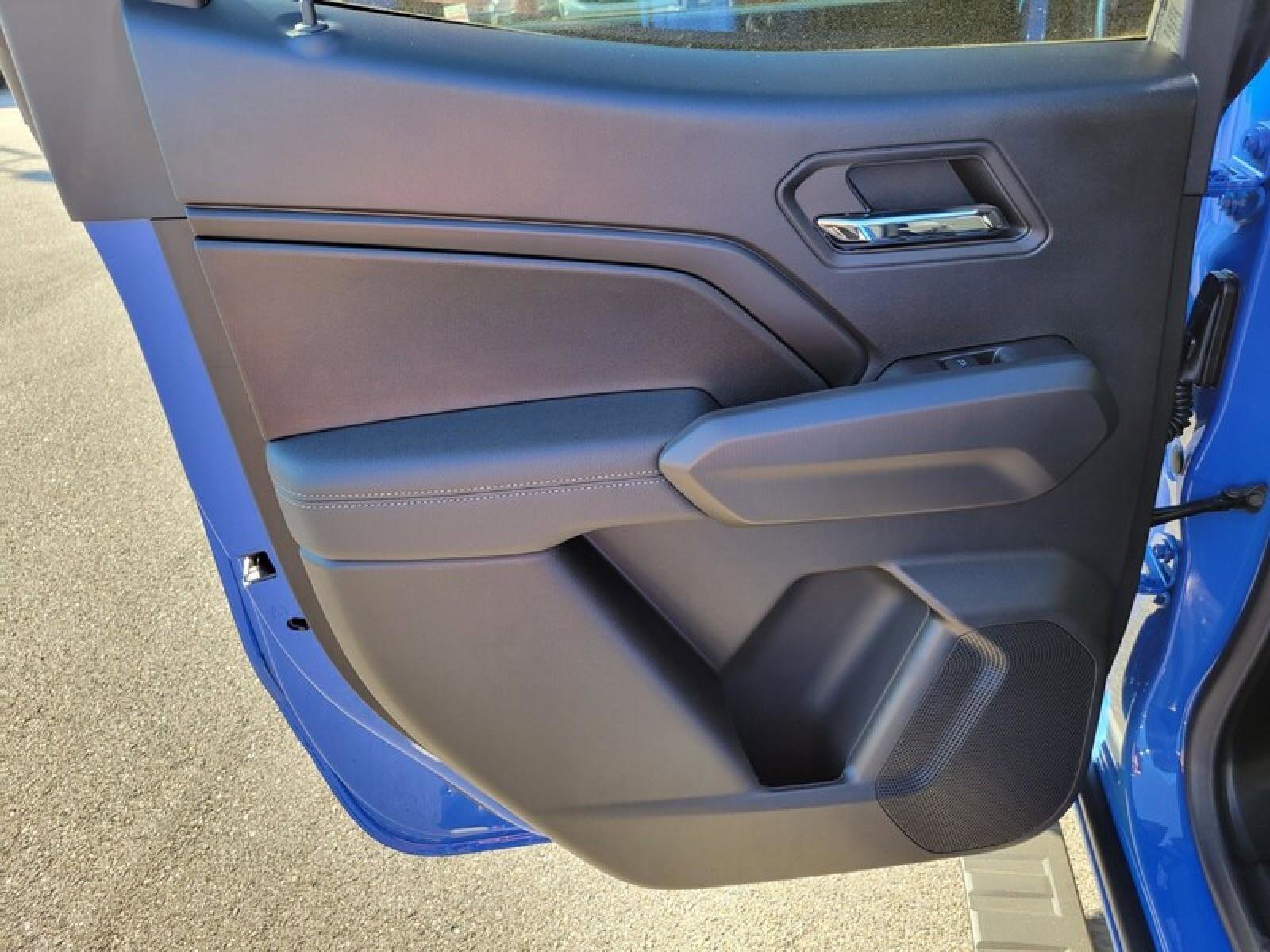 New 2026 GMC Canyon Elevation w/ Convenience Package image 25