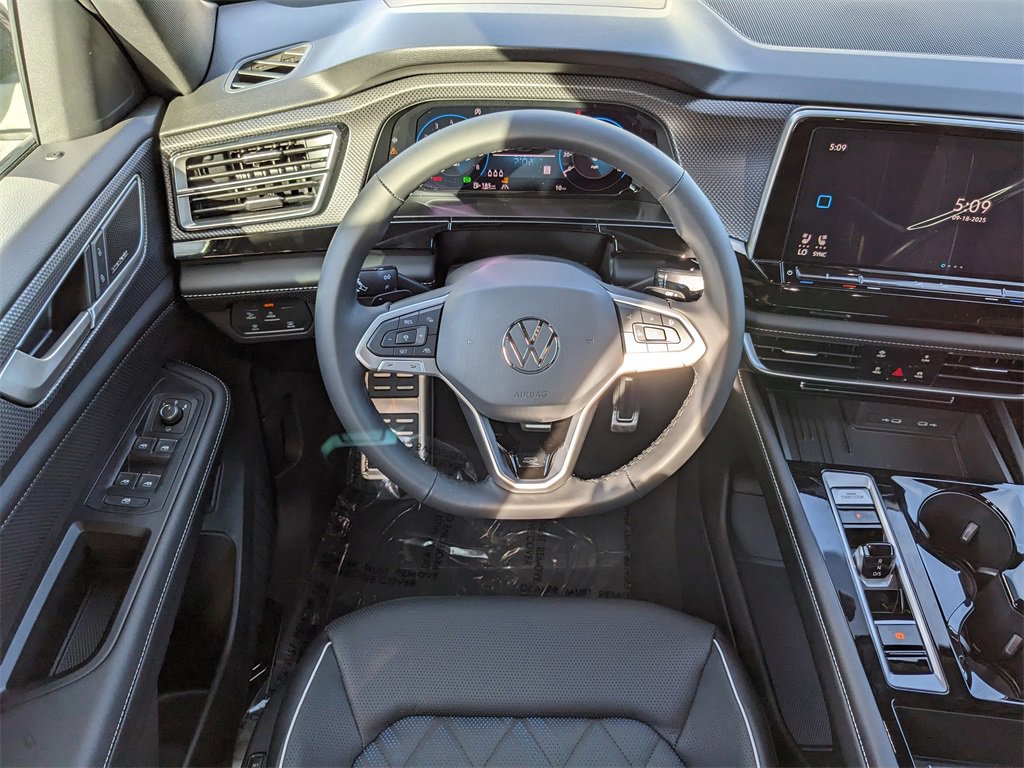New 2026 Volkswagen Atlas Cross Sport SEL Premium R-Line image 16
