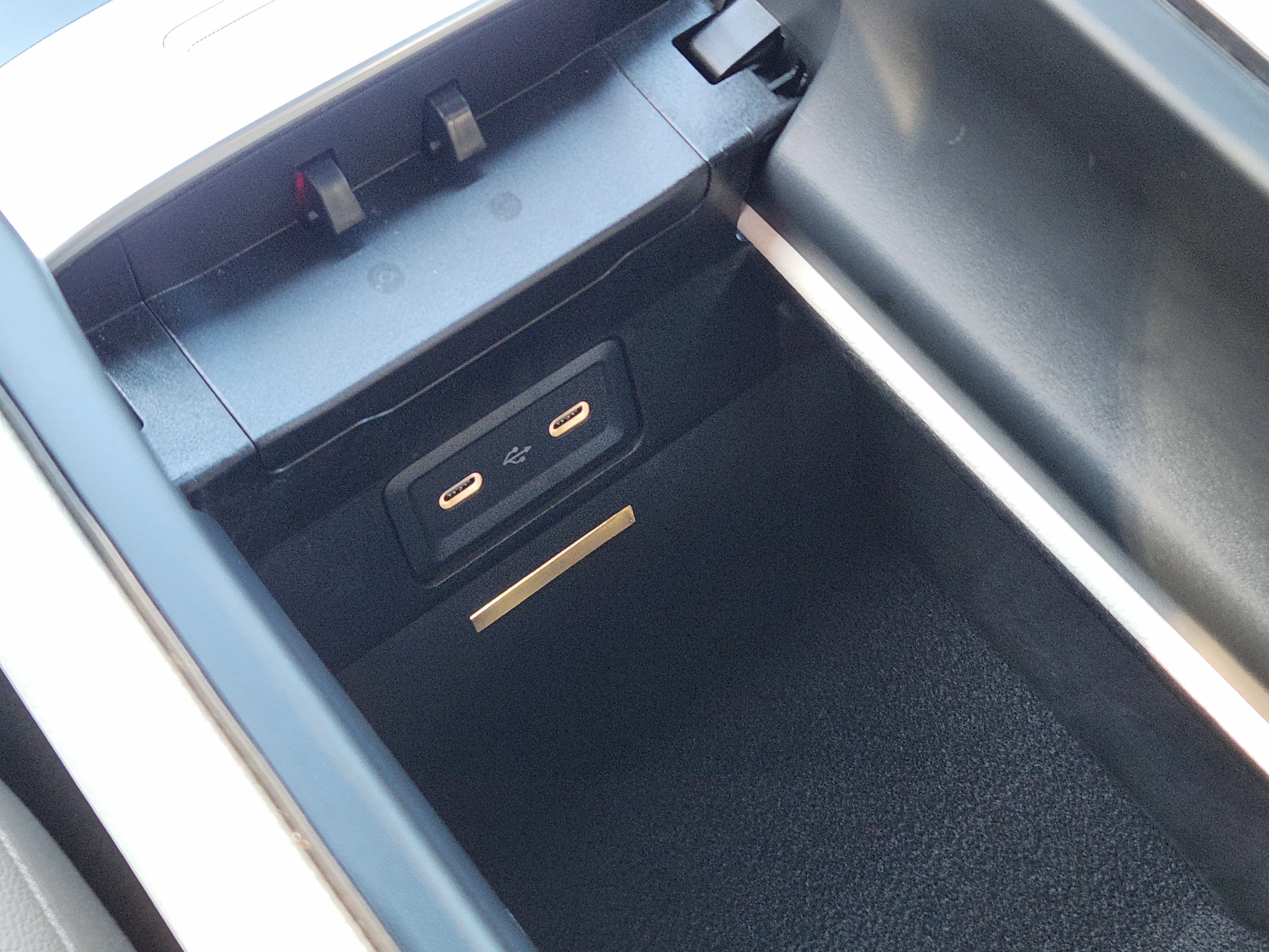 Used 2023 Mercedes-Benz C 300 Sedan image 25