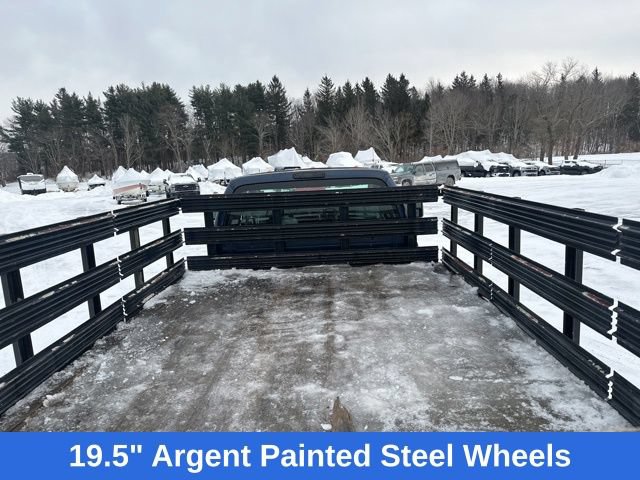Used 2013 Ford F550 4x4 SuperCab Super Duty w/ Snow Plow Prep Pkg image 11