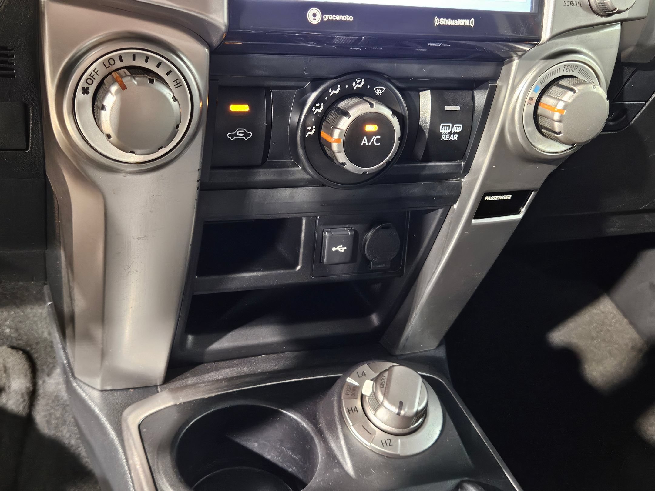 Used 2024 Toyota 4Runner TRD Sport w/ Technology Package AWD/4WD image 30