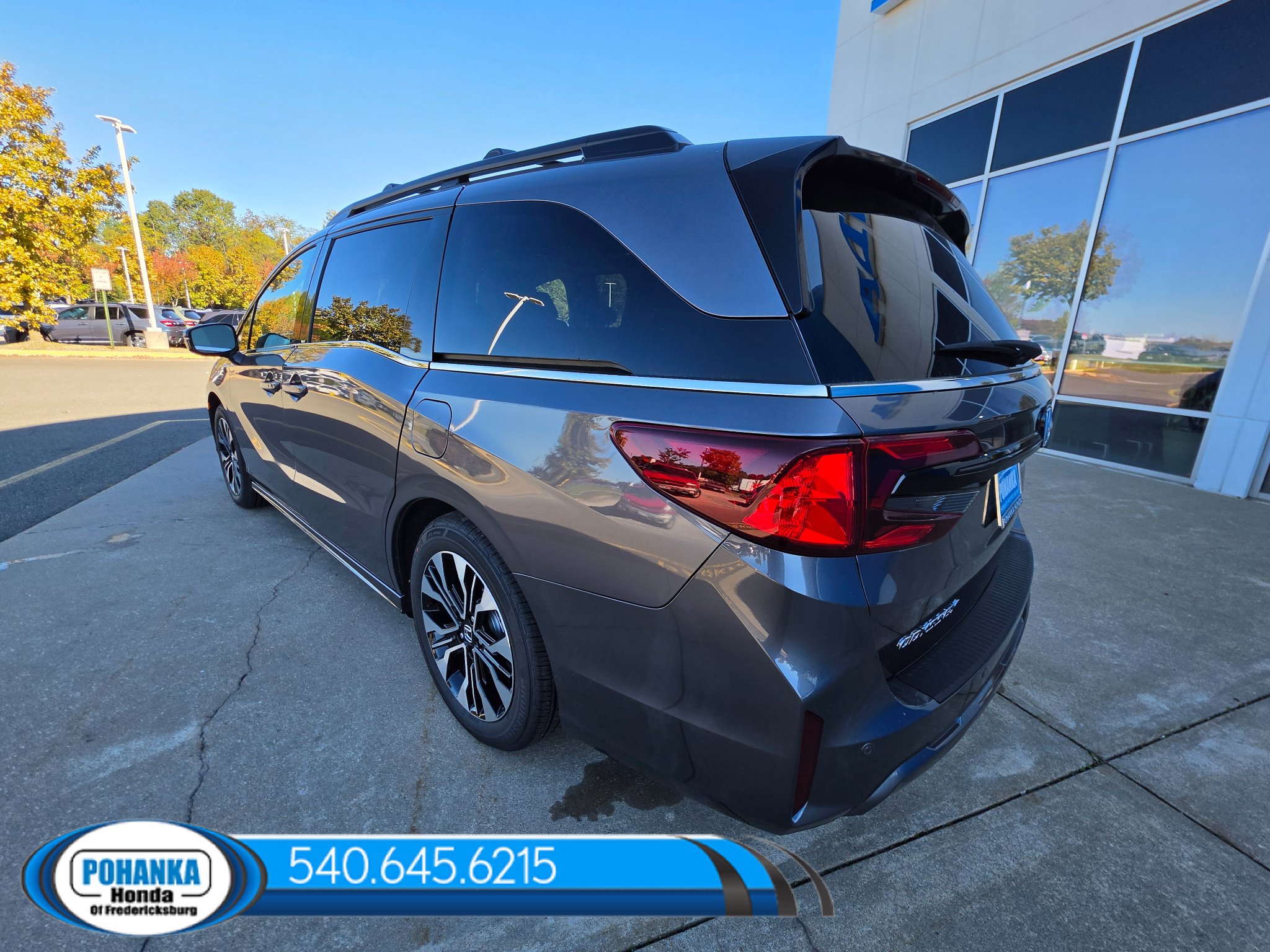 New 2027 Honda Odyssey Elite image 3