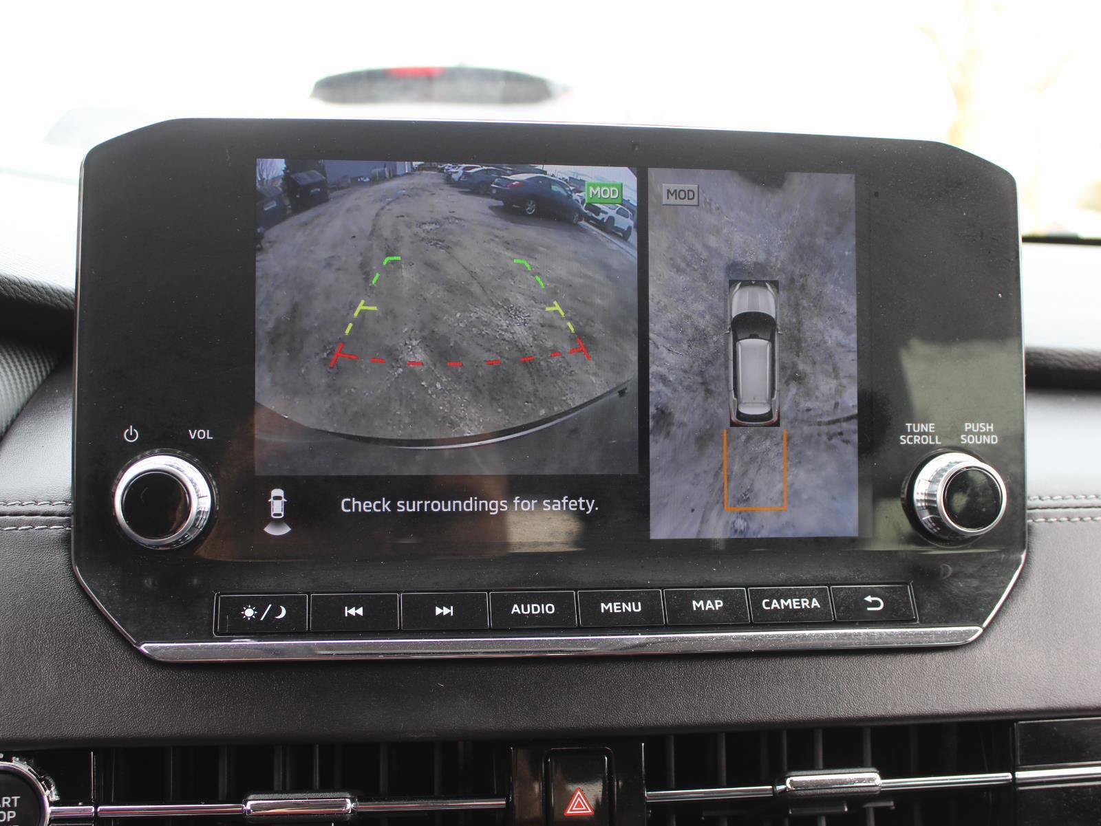 Used 2023 Mitsubishi Outlander SEL AWD/4WD image 13