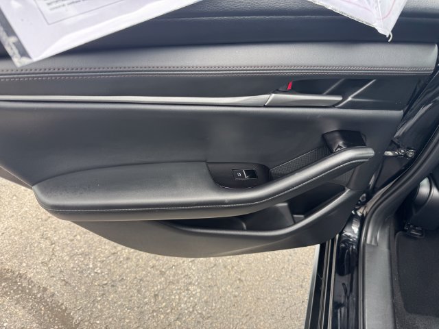 Used 2025 MAZDA MAZDA3 s Sport FWD image 19