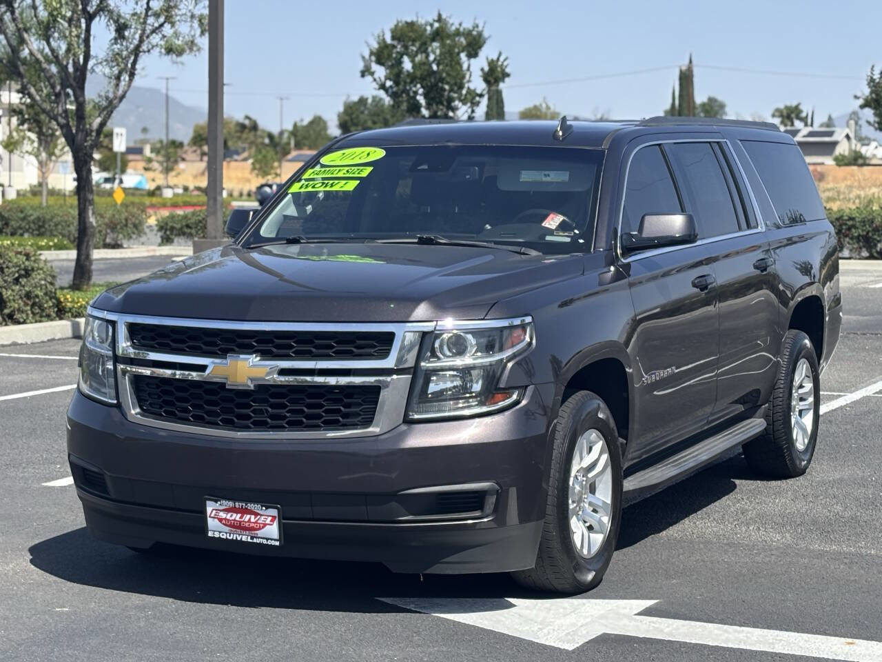 Used 2018 Chevrolet Suburban LT AWD/4WD image 4
