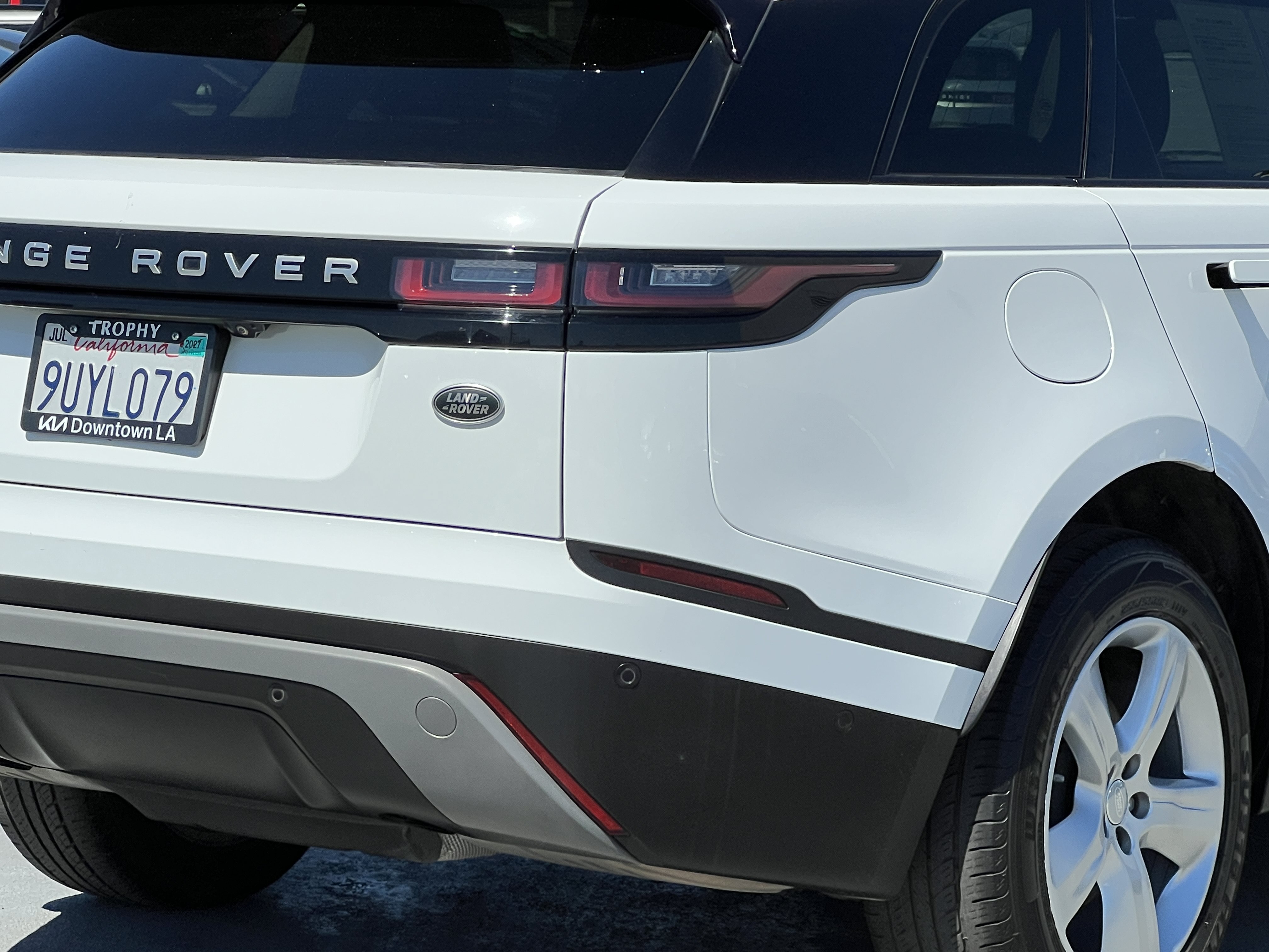 Used 2021 Land Rover Range Rover Velar S AWD/4WD image 8
