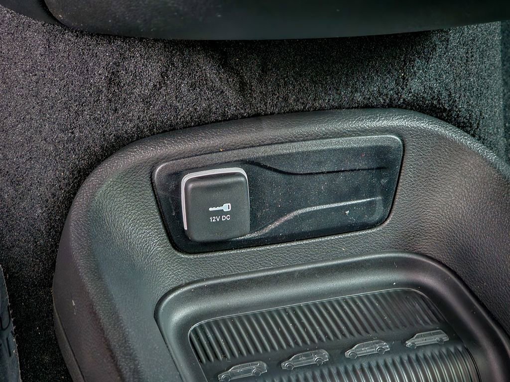 New 2026 Chrysler Pacifica Select image 27