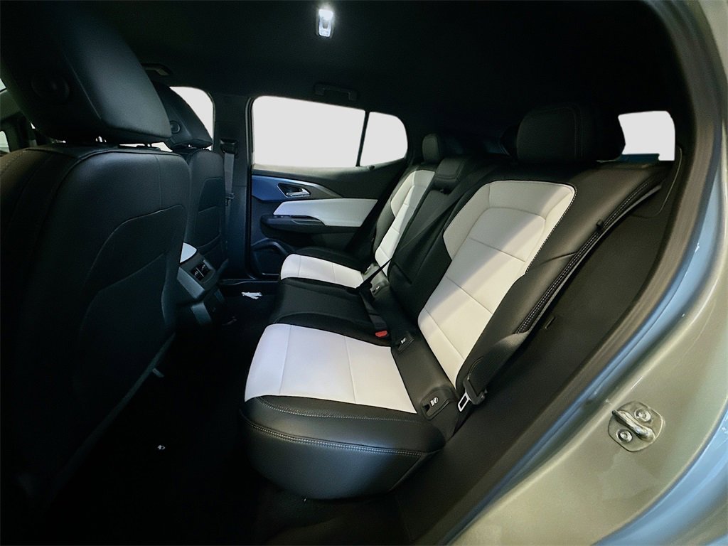 New 2026 Chevrolet Equinox EV LT image 26