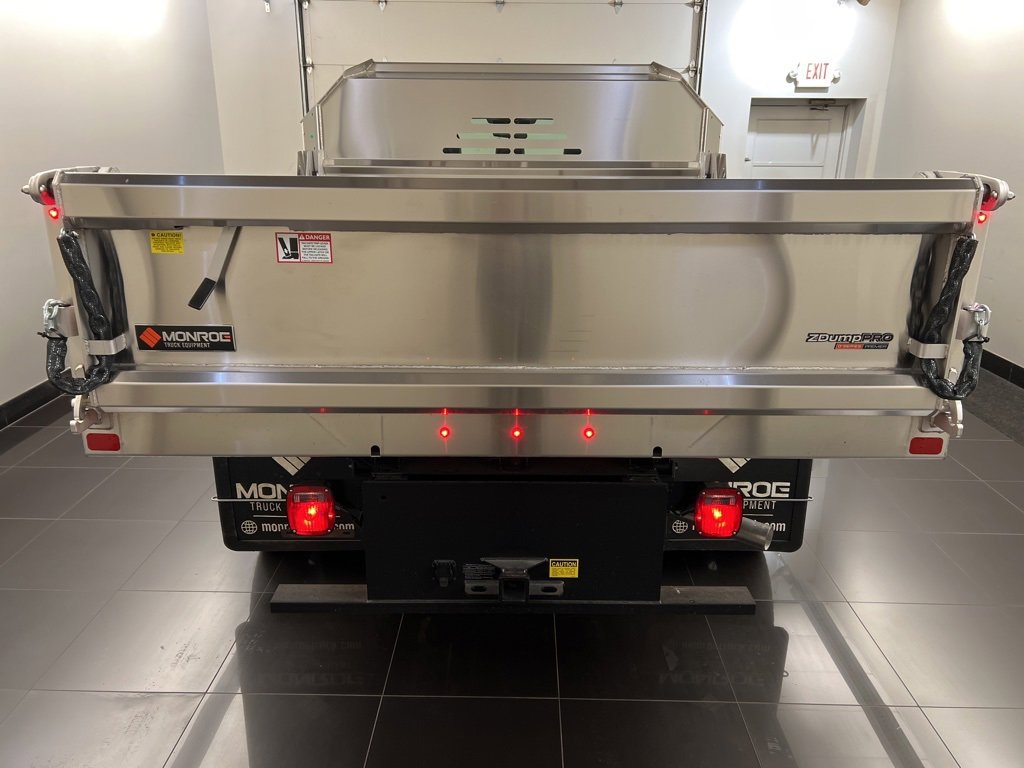 New 2025 Ford F550 4x4 Regular Cab Super Duty image 5