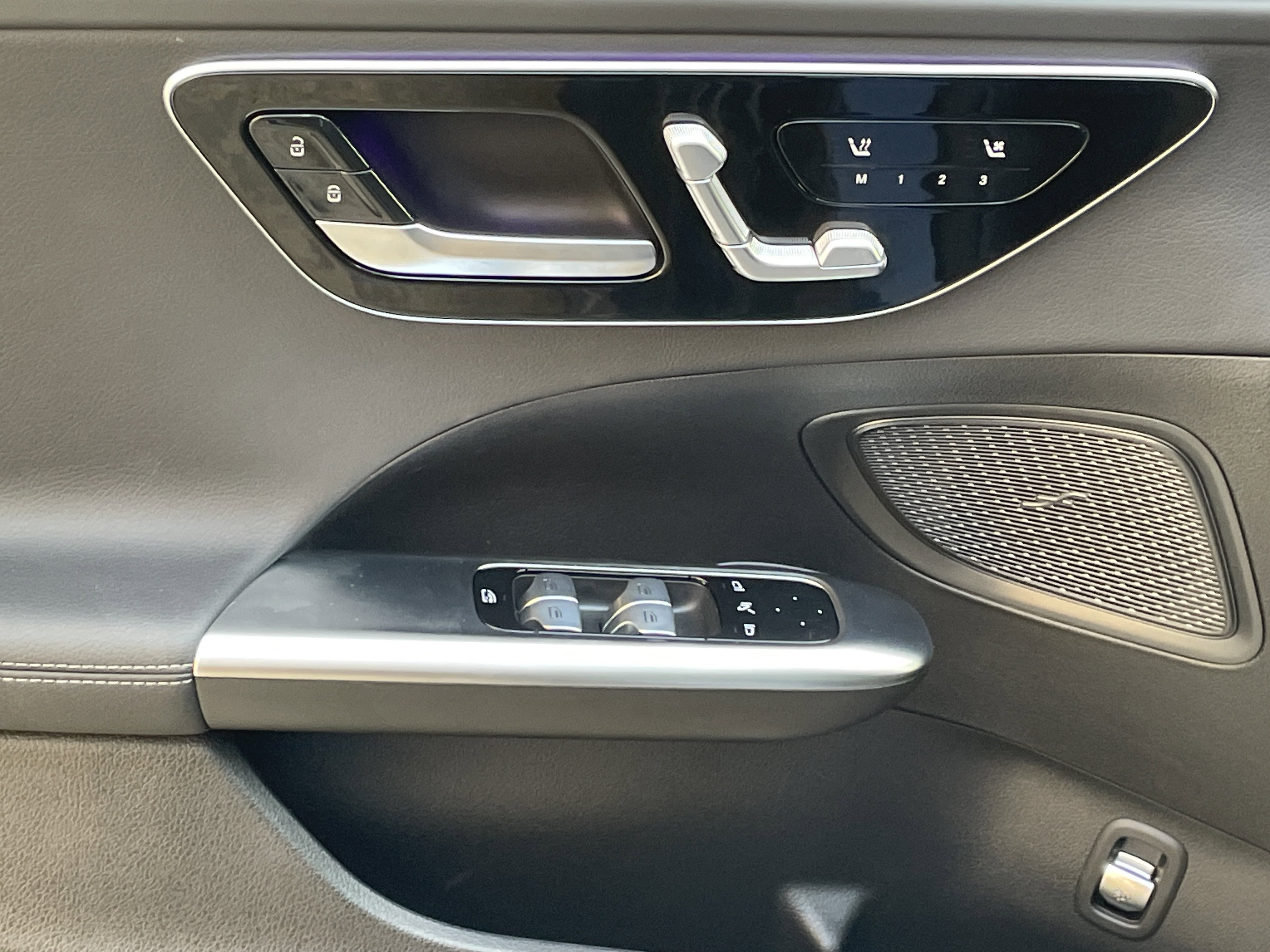 Certified 2025 Mercedes-Benz C 300 Sedan image 19