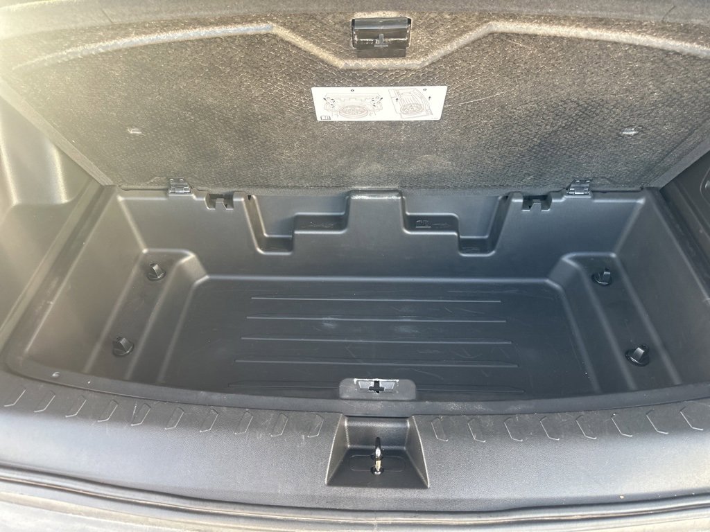 Used 2022 Chevrolet Traverse LS w/ Midnight/Sport Edition image 26