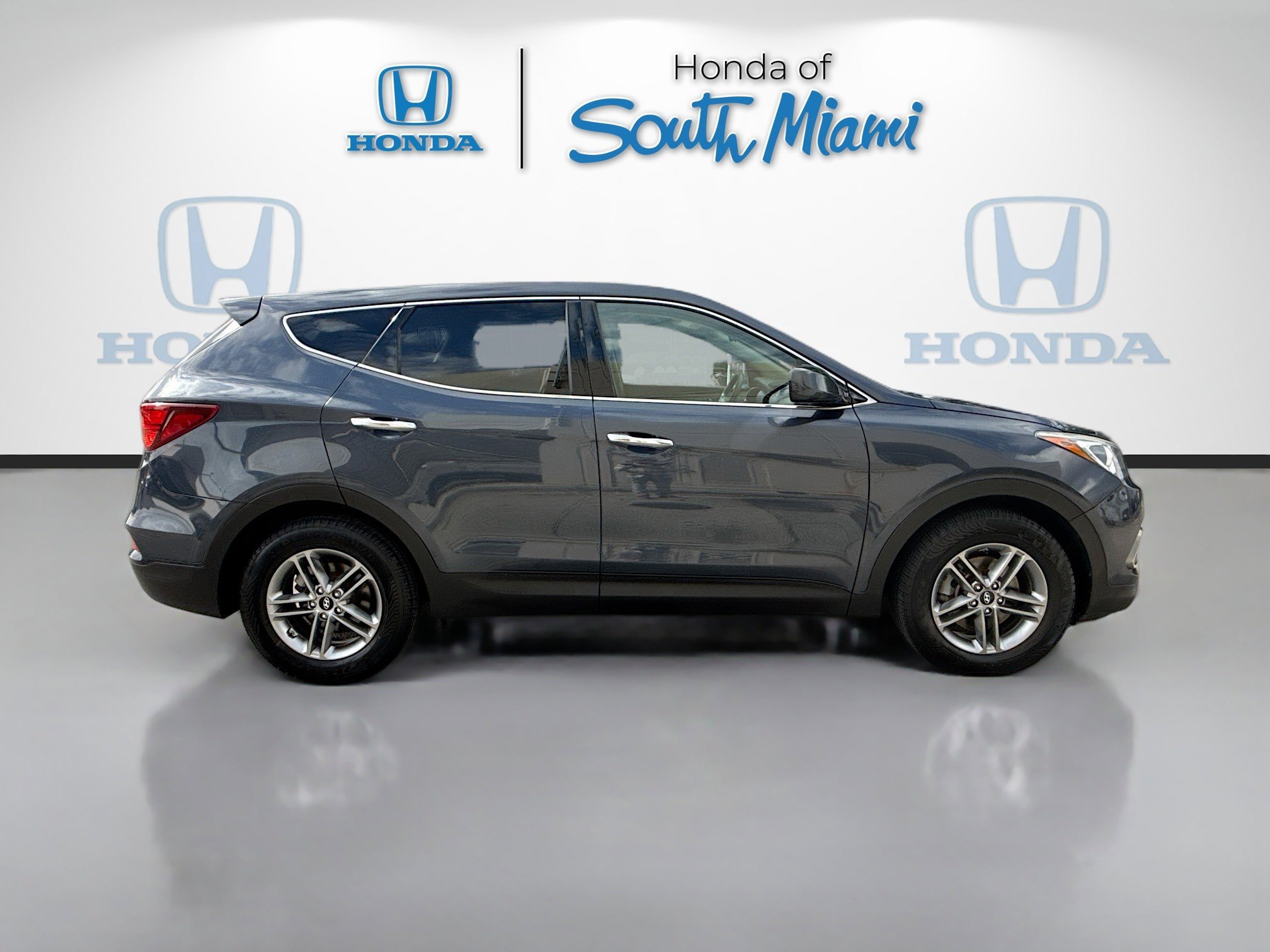 Used 2018 Hyundai Santa Fe Sport image 8