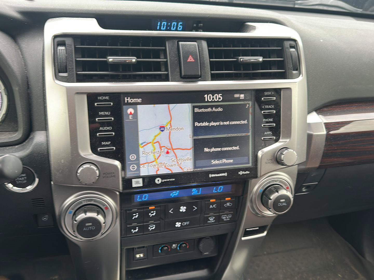 Used 2023 Toyota 4Runner Limited AWD/4WD image 9