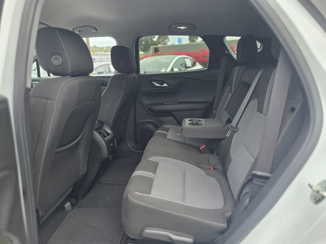 Used 2025 Chevrolet Blazer LT FWD image 16