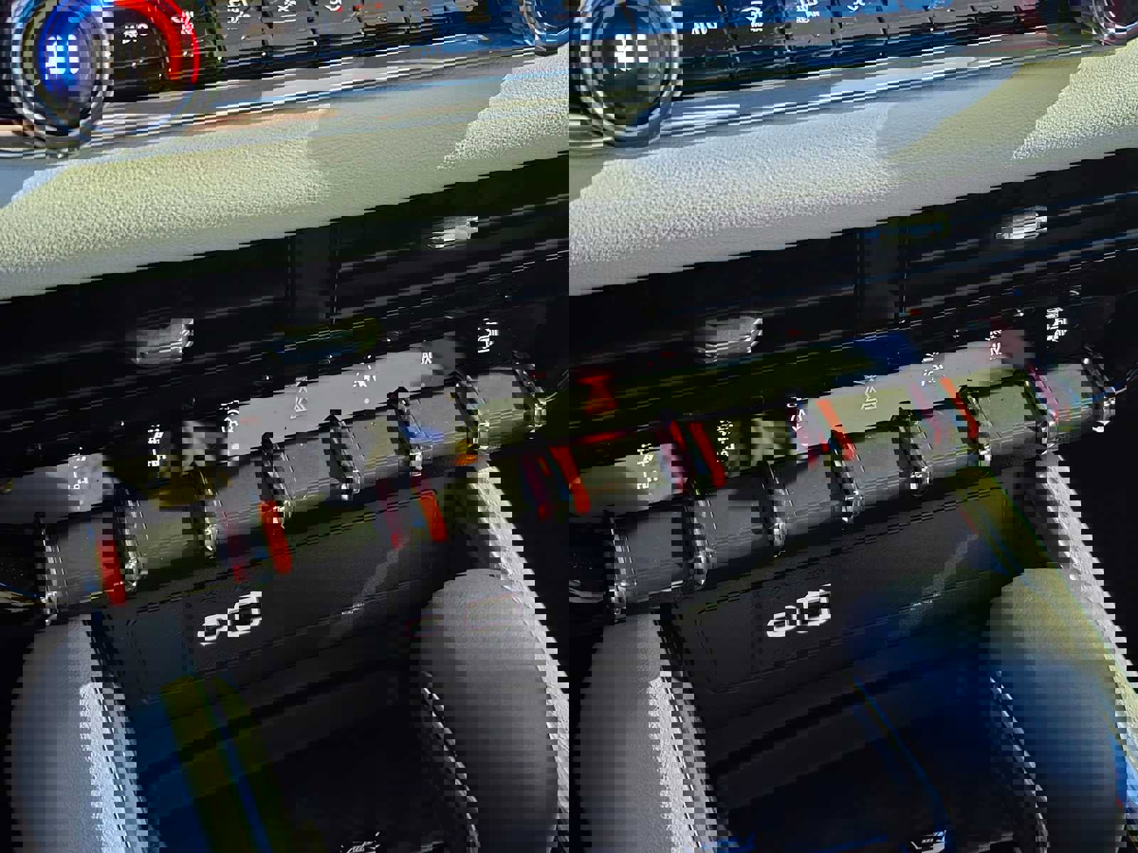 New 2026 GMC Canyon AT4X image 28