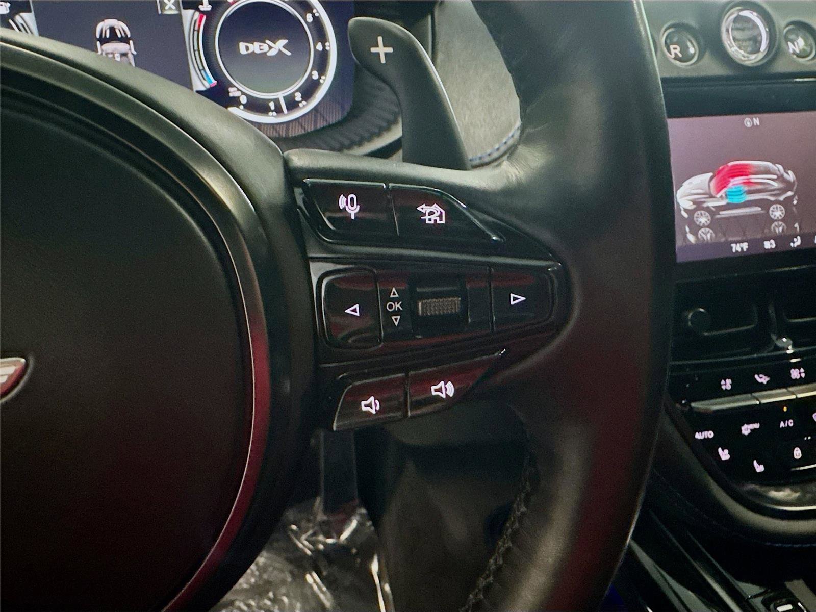 Used 2021 Aston Martin DBX image 6