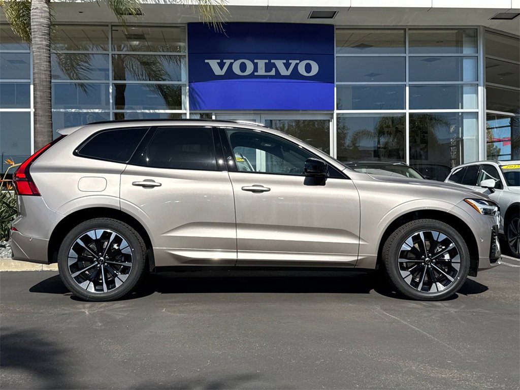 New 2026 Volvo XC60 T8 Plus w/ Protection Package Premier image 6