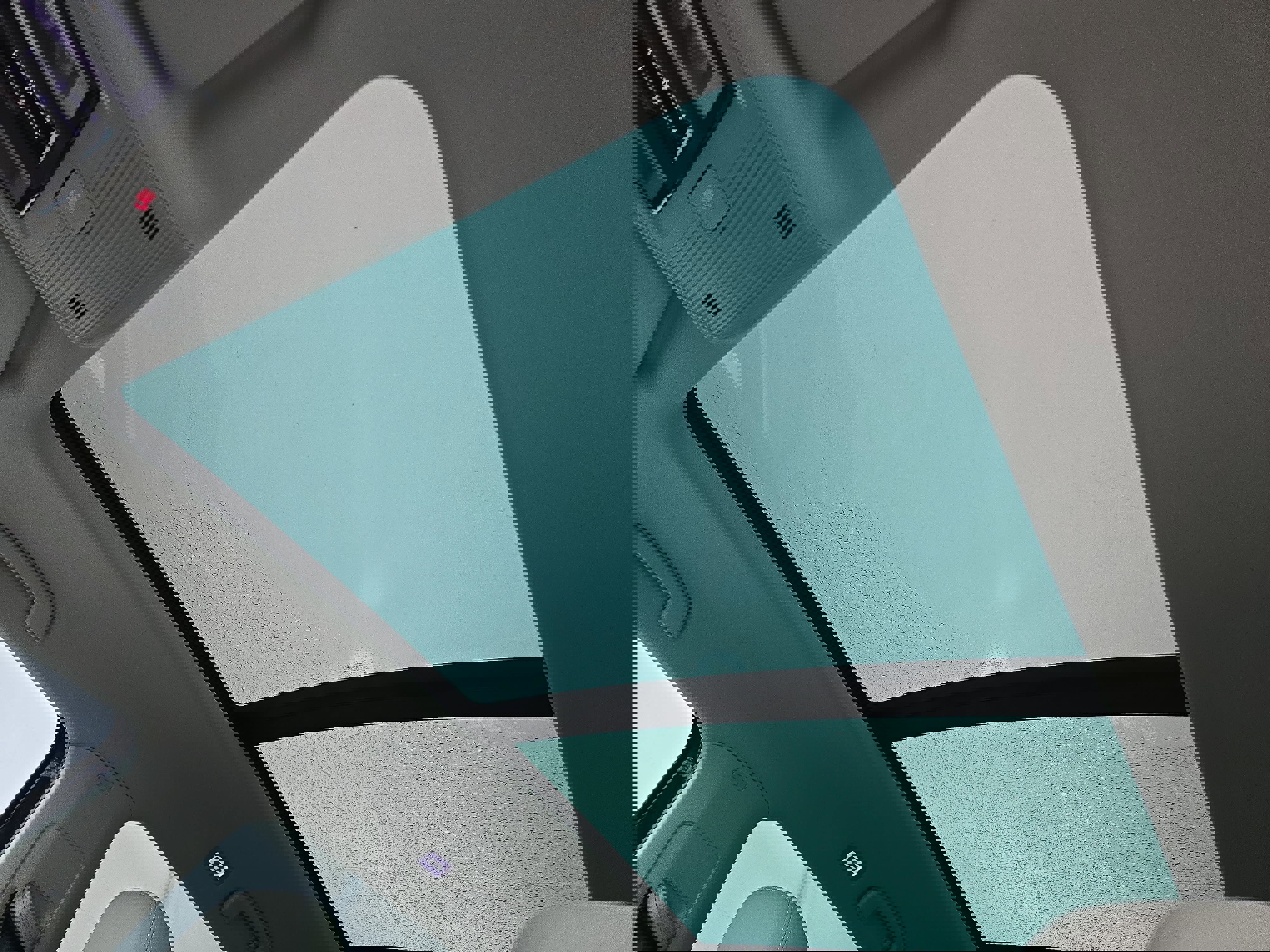 Used 2025 Volkswagen Atlas SE image 31