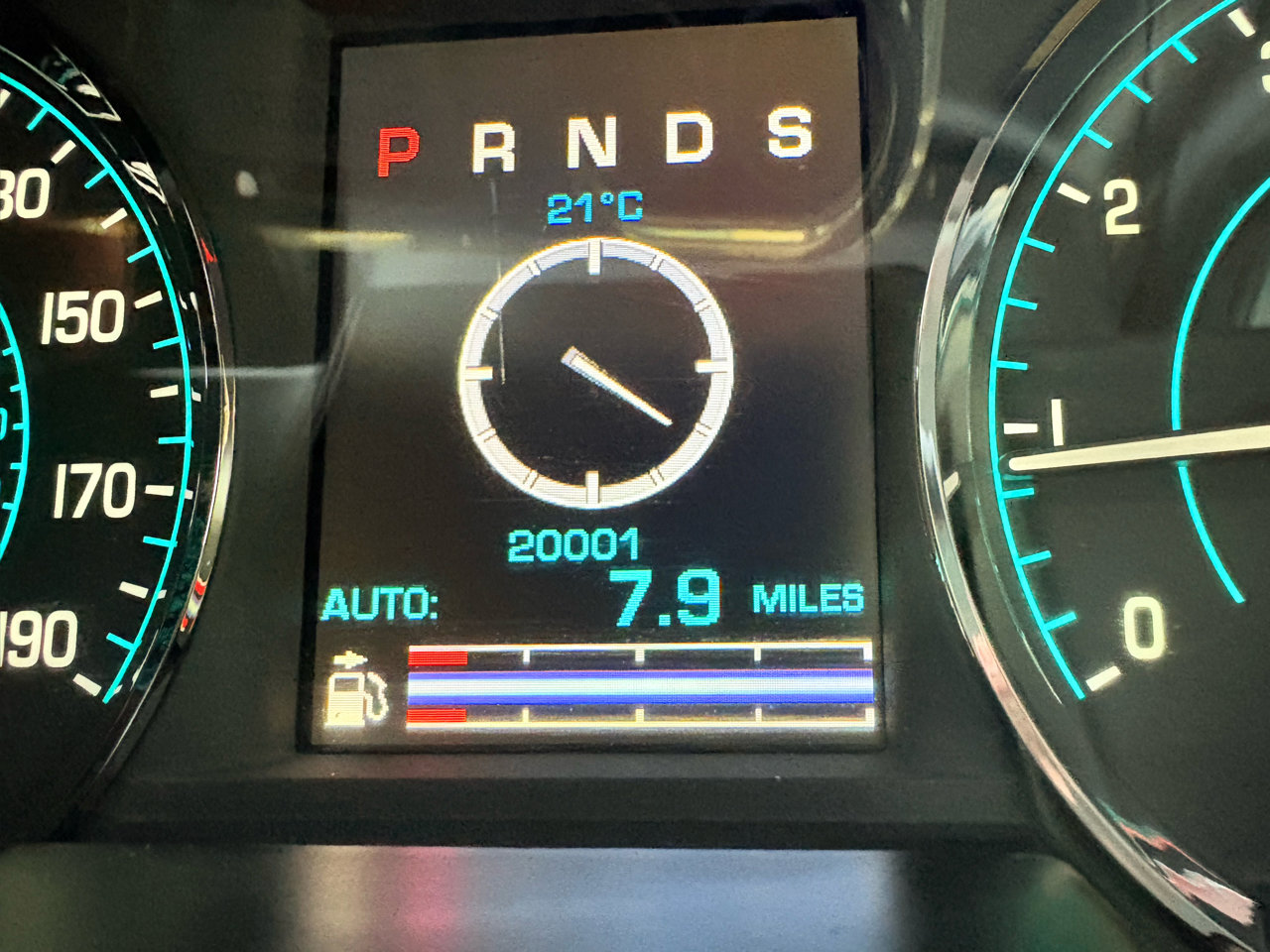 Used 2015 Jaguar XF Premium image 52