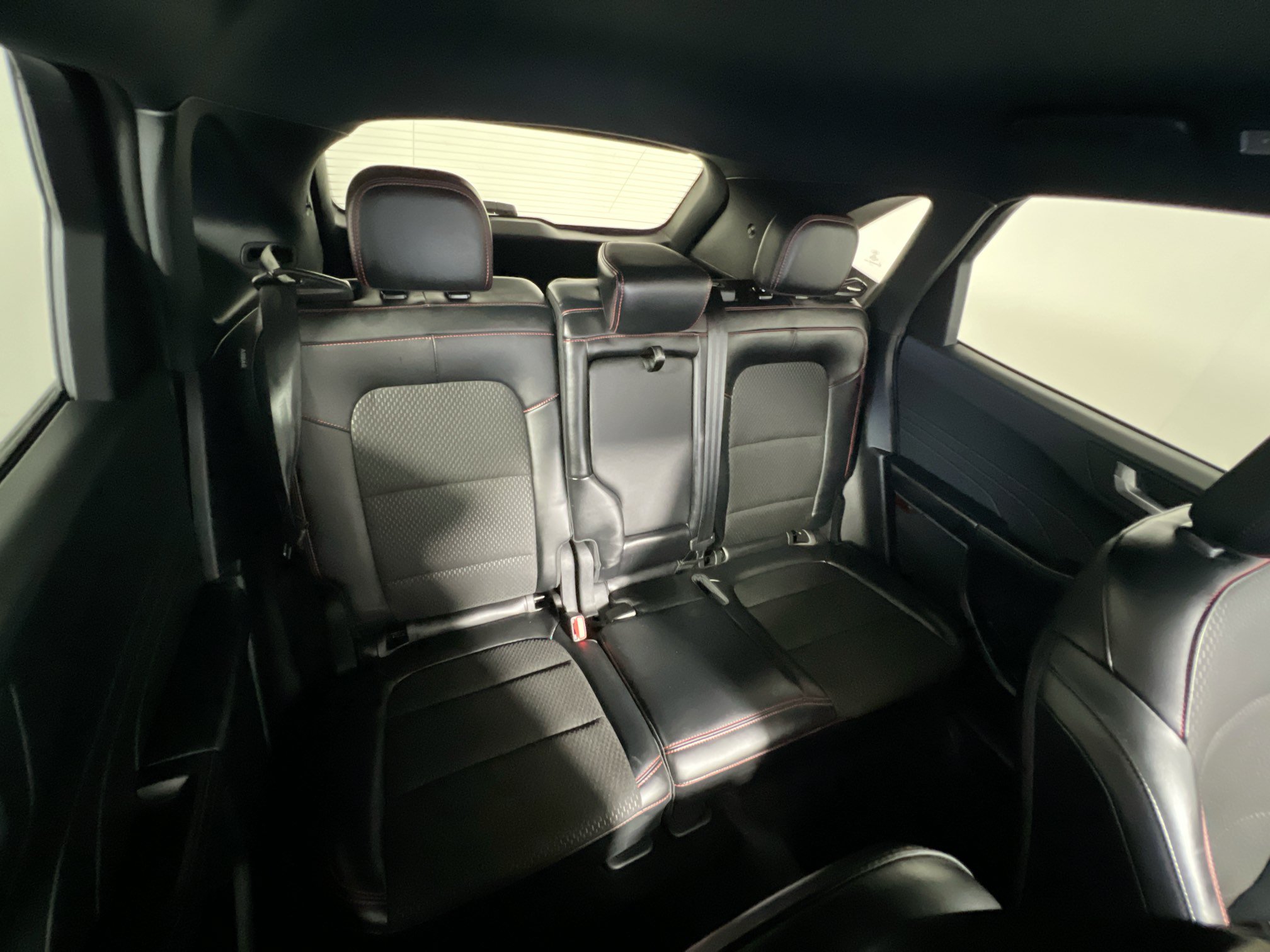 Used 2026 Ford Escape ST-Line FWD image 32