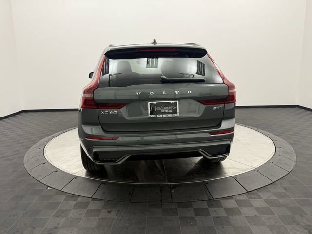 New 2026 Volvo XC60 B5 Core AWD/4WD image 9