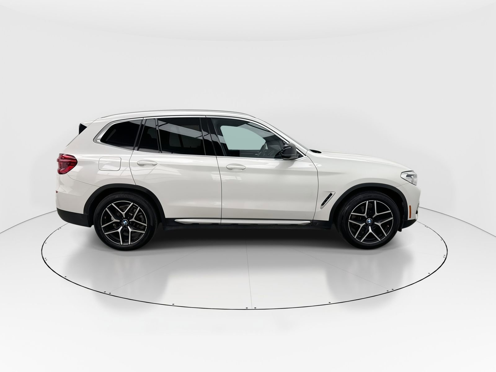Used 2021 BMW X3 xDrive30e w/ Premium Package image 9