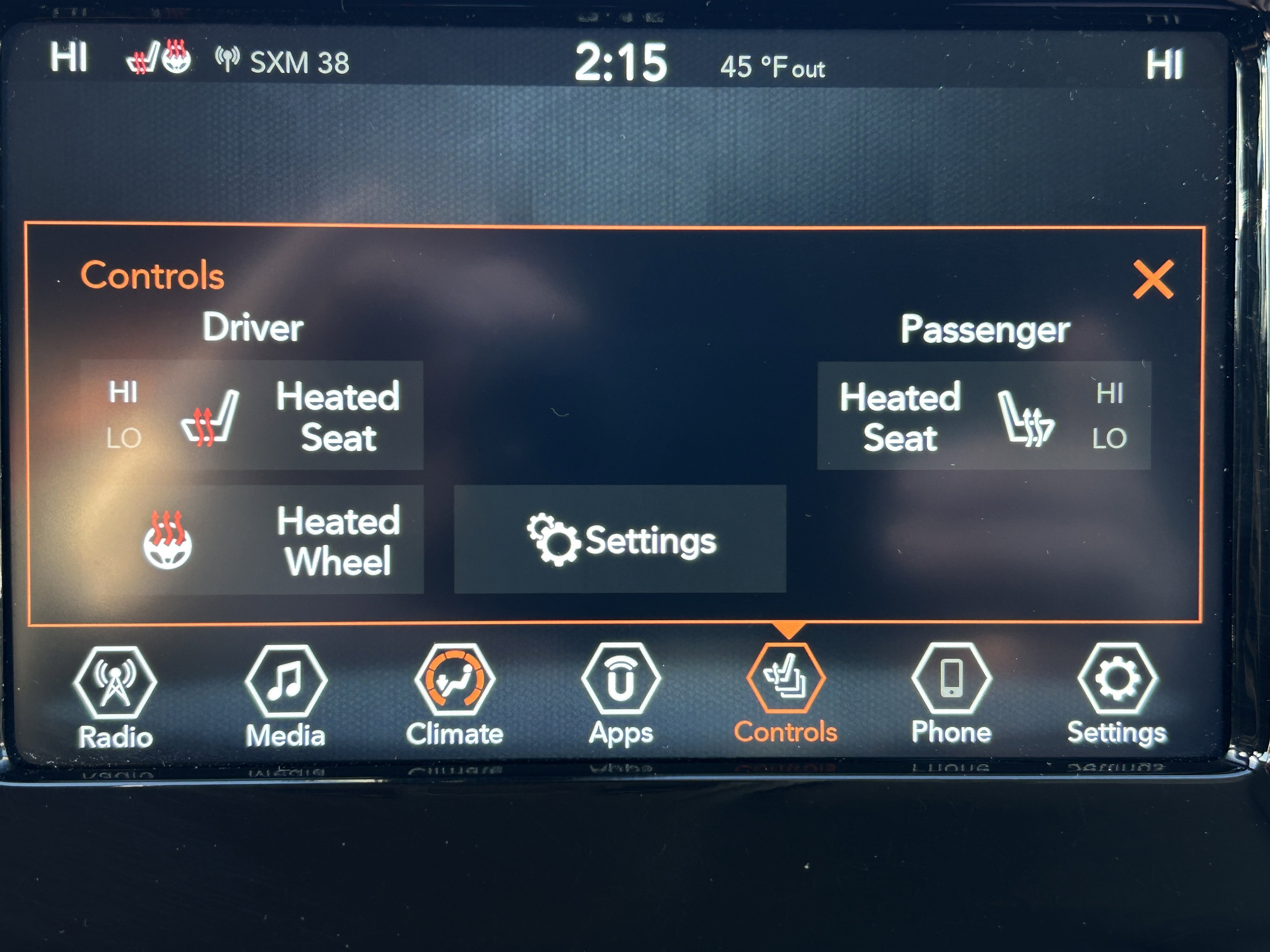 Used 2020 Jeep Compass Latitude AWD/4WD image 32