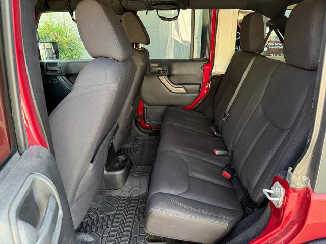 Used 2013 Jeep Wrangler Unlimited Sport image 18