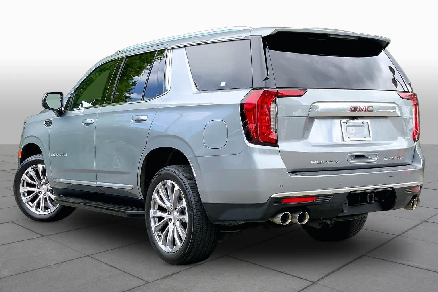 Used 2024 GMC Yukon Denali w/ Max Trailering Package AWD/4WD image 12