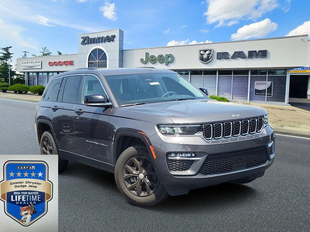 Used 2023 Jeep Grand Cherokee Limited AWD/4WD image 1