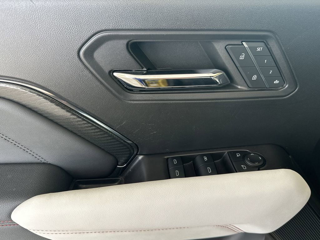 Used 2024 GMC Canyon AT4X image 12