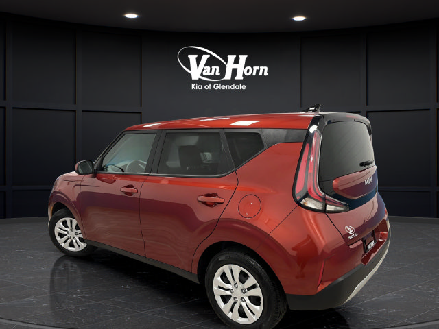 Used 2023 Kia Soul LX FWD image 5