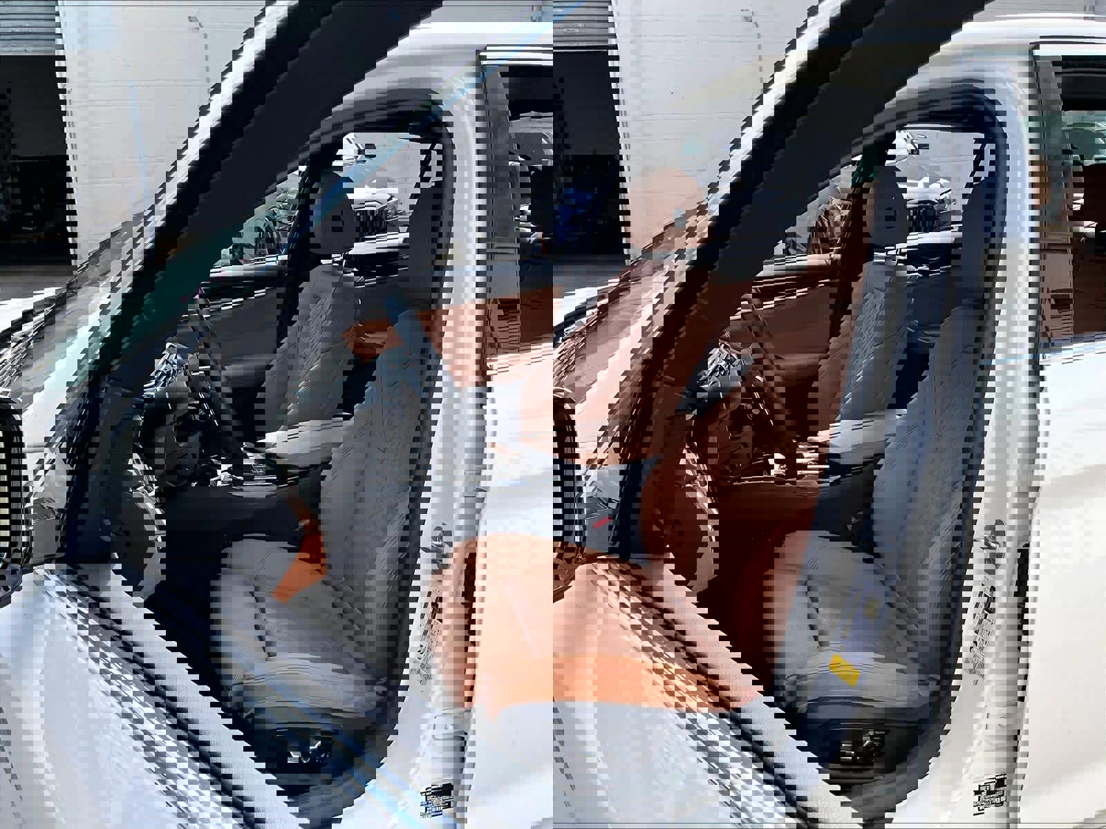 Used 2023 BMW 530i w/ Convenience Package image 26