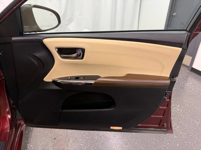 Used 2015 Toyota Avalon XLE Touring FWD image 8
