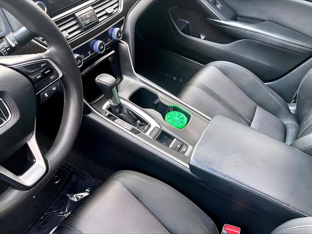 Used 2018 Honda Accord EX image 19