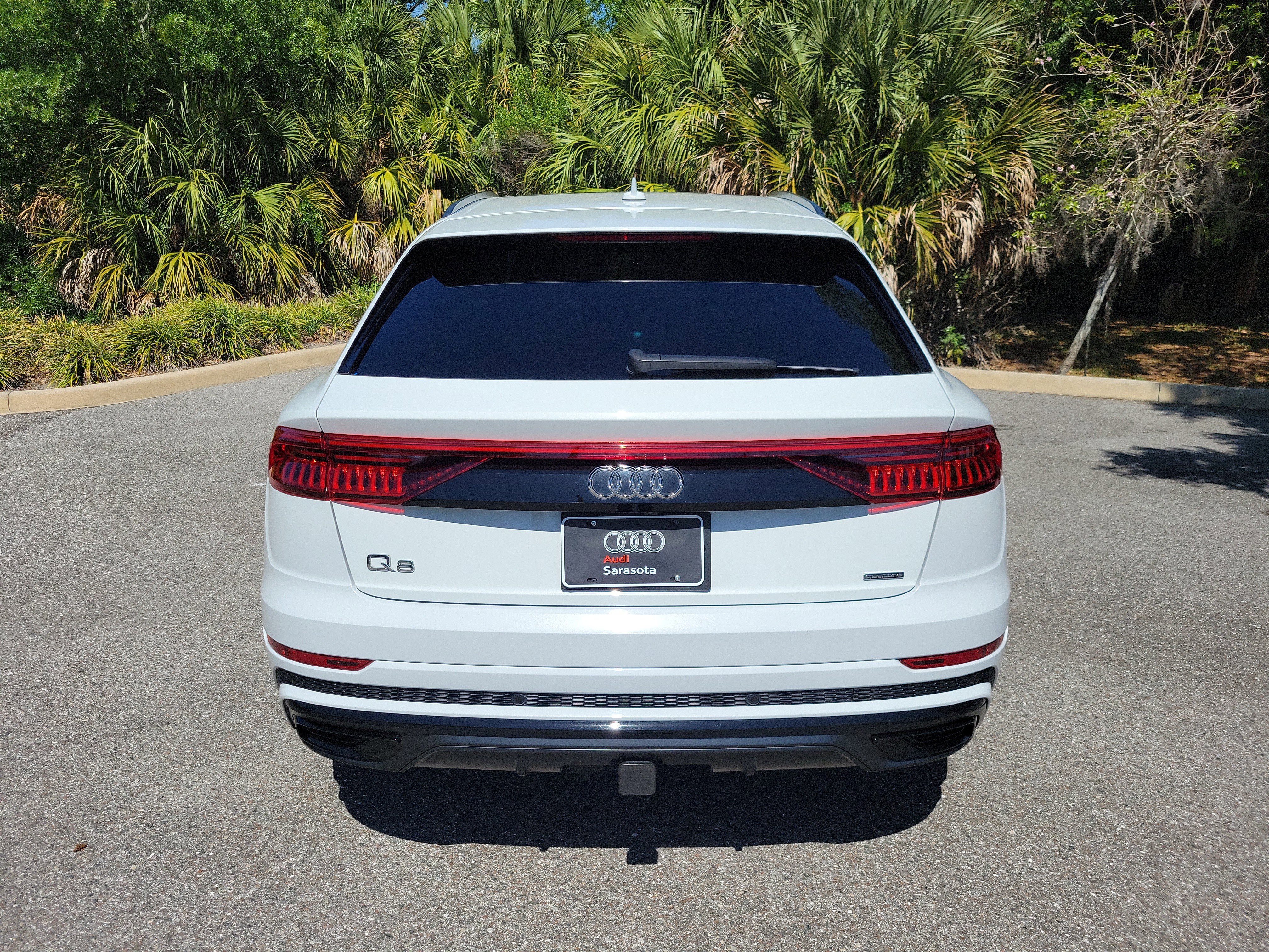 Used 2021 Audi Q8 Premium Plus w/ Premium Plus Package image 5