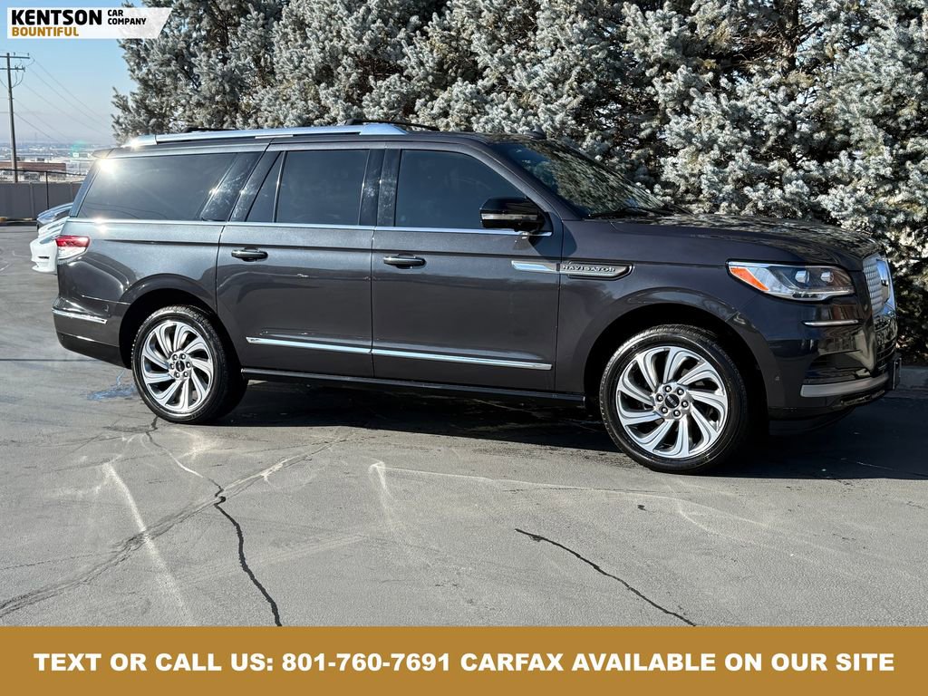 Used 2024 Lincoln Navigator L Reserve image 12