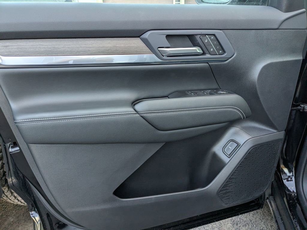 New 2026 GMC Terrain Denali w/ LPO, Floor Liner Package image 10