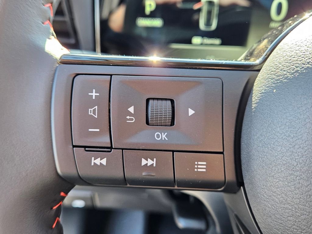 New 2026 Nissan Kicks SR image 25