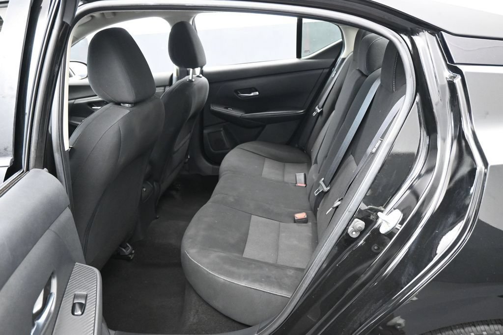 Used 2022 Nissan Sentra SV FWD image 26