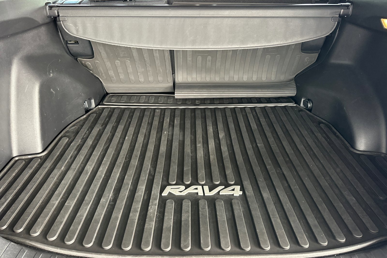 Certified 2020 Toyota RAV4 LE w/ All Weather Liner Package FWD image 15