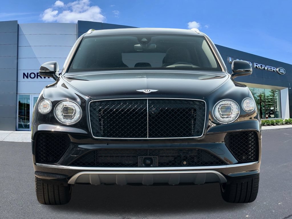 Used 2024 Bentley Bentayga Extended Wheelbase AWD/4WD image 2