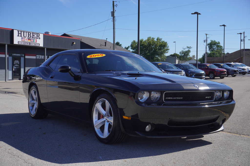 Used 2009 Dodge Challenger SRT8 w/ SRT Option Group II RWD image 9