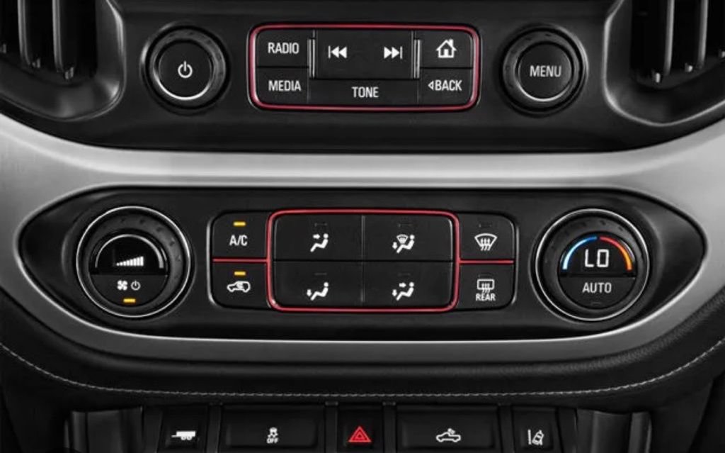 Used 2015 GMC Canyon SLE w/ All-Terrain Package AWD/4WD image 14