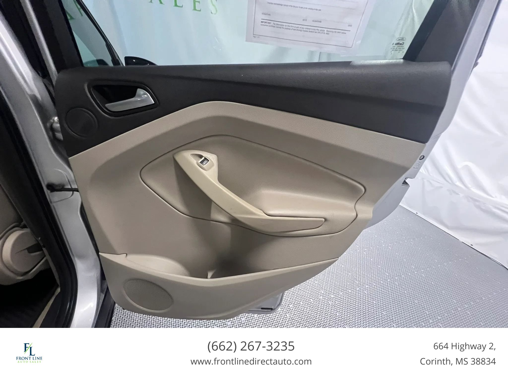 Used 2015 Ford Escape SE w/ Equipment Group 201A FWD image 18